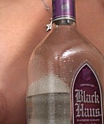 Zoe Bartender HD Preview Thumbnail