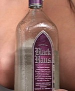 Zoe Bartender HD Preview Thumbnail